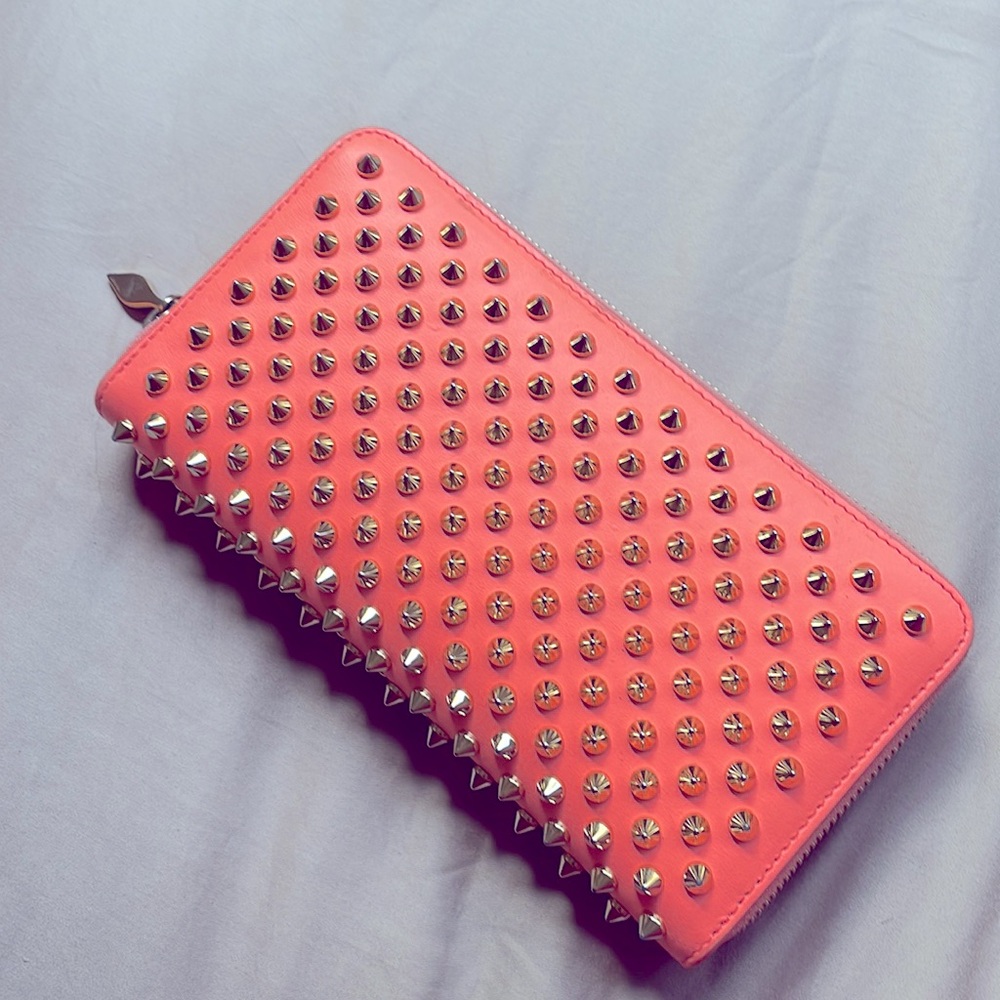 Christian Louboutin Studded Leather Continental Wallet Pink Coral Gold Excellent - Picture 4 of 6